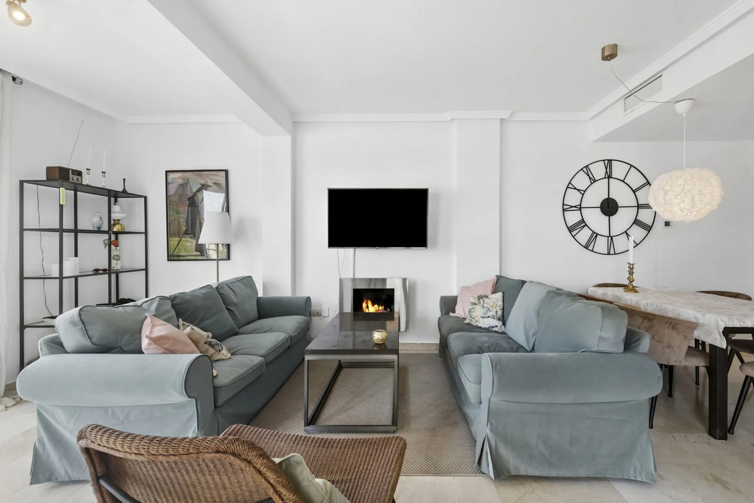 LUXURY DUPLEX PENTHOUSE WITH STUNNING SEA VIEWS – PRICED FOR IMMEDIATE SALE!