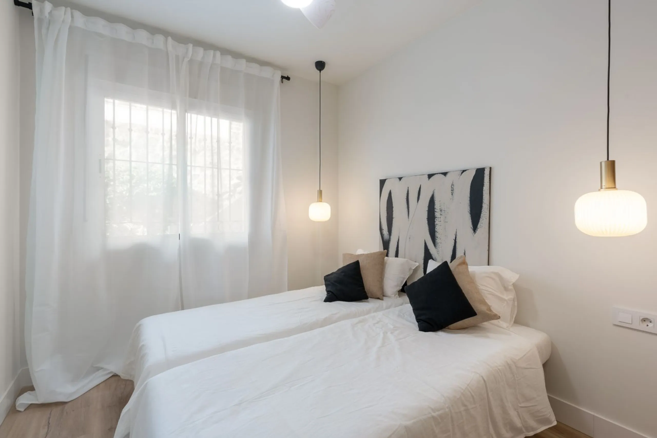 Apartment - Middle Floor Apartment в продаже в Fuengirola, Málaga. В доме 2 спален и 1 ванных комнат. Площадь дома 66 м²