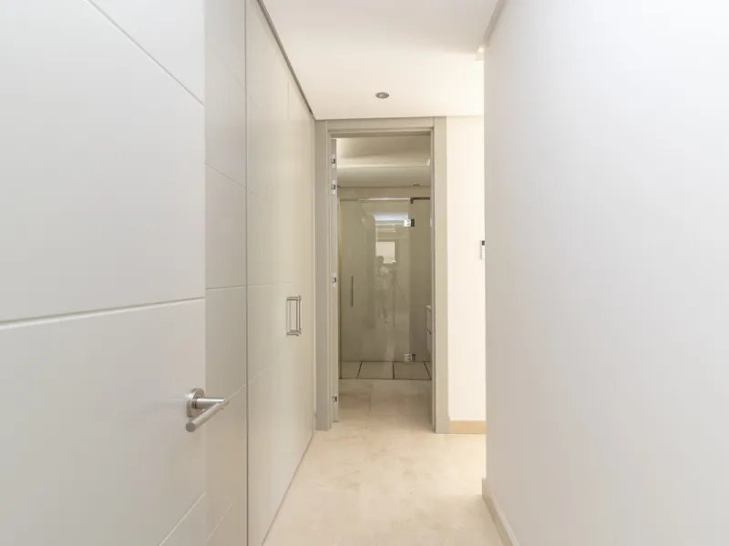 House with private pool in a fully enclosed urbanization with only 5 houses, in the center of Marbella.