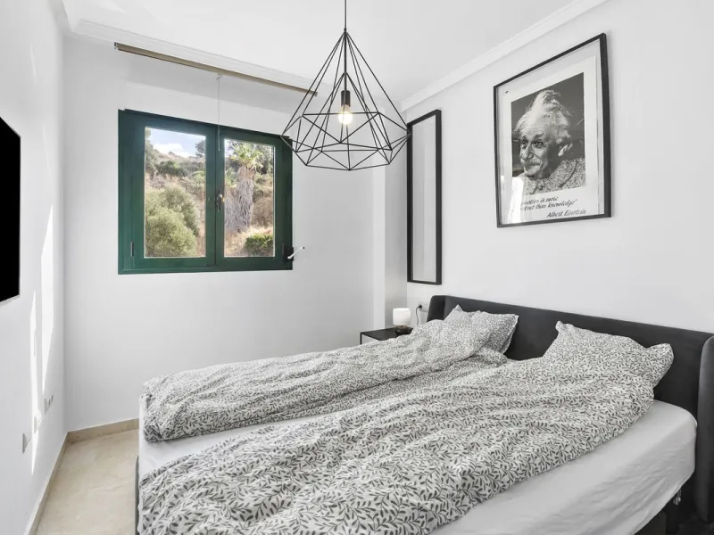 LUXURY DUPLEX PENTHOUSE WITH STUNNING SEA VIEWS – PRICED FOR IMMEDIATE SALE!