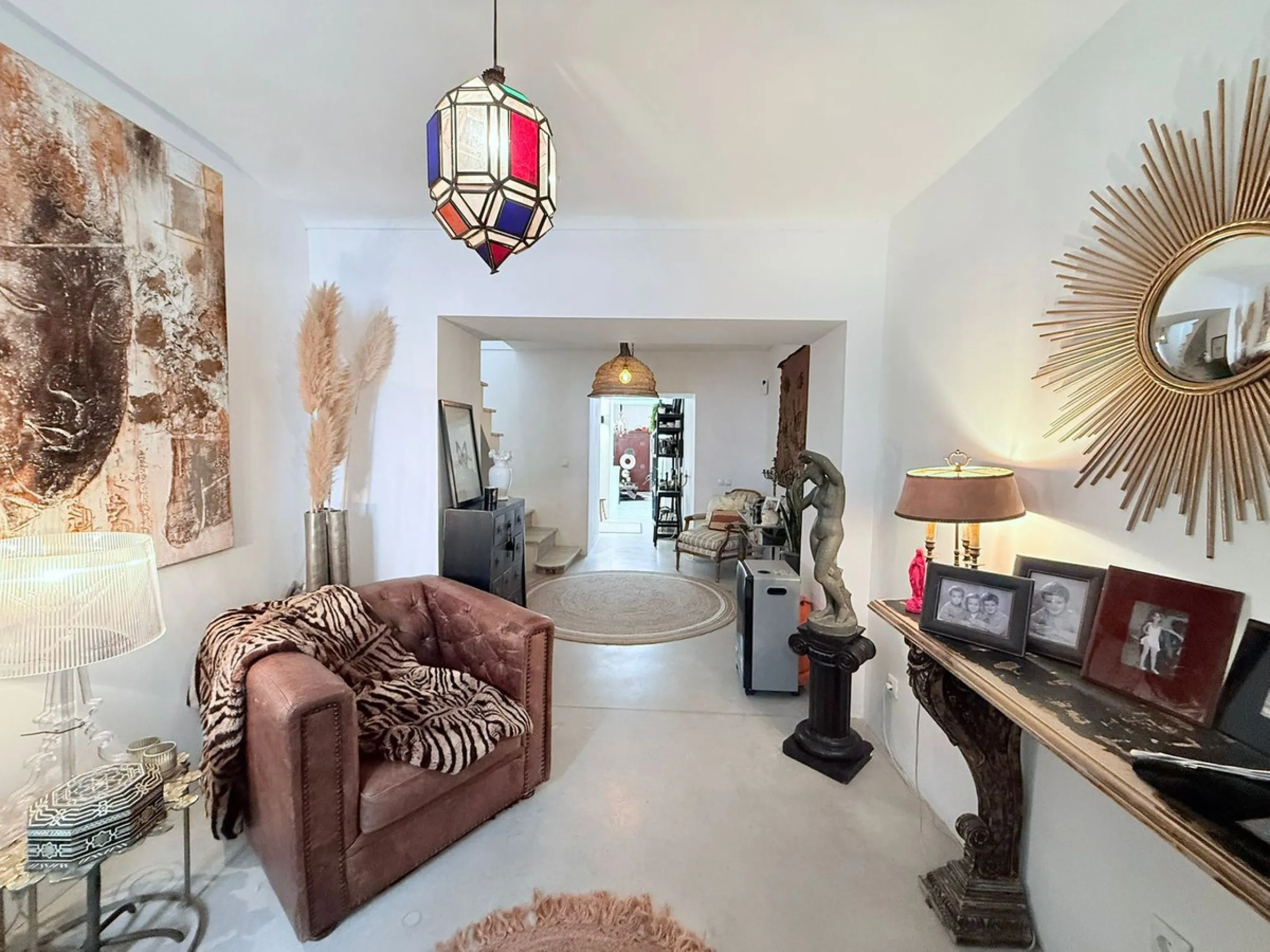 New to the Market | Stunning Renovated Townhouse in an Exceptional Central Location