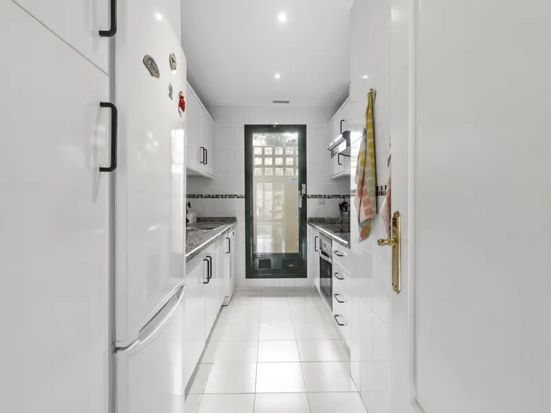 LUXURY DUPLEX PENTHOUSE WITH STUNNING SEA VIEWS – PRICED FOR IMMEDIATE SALE!