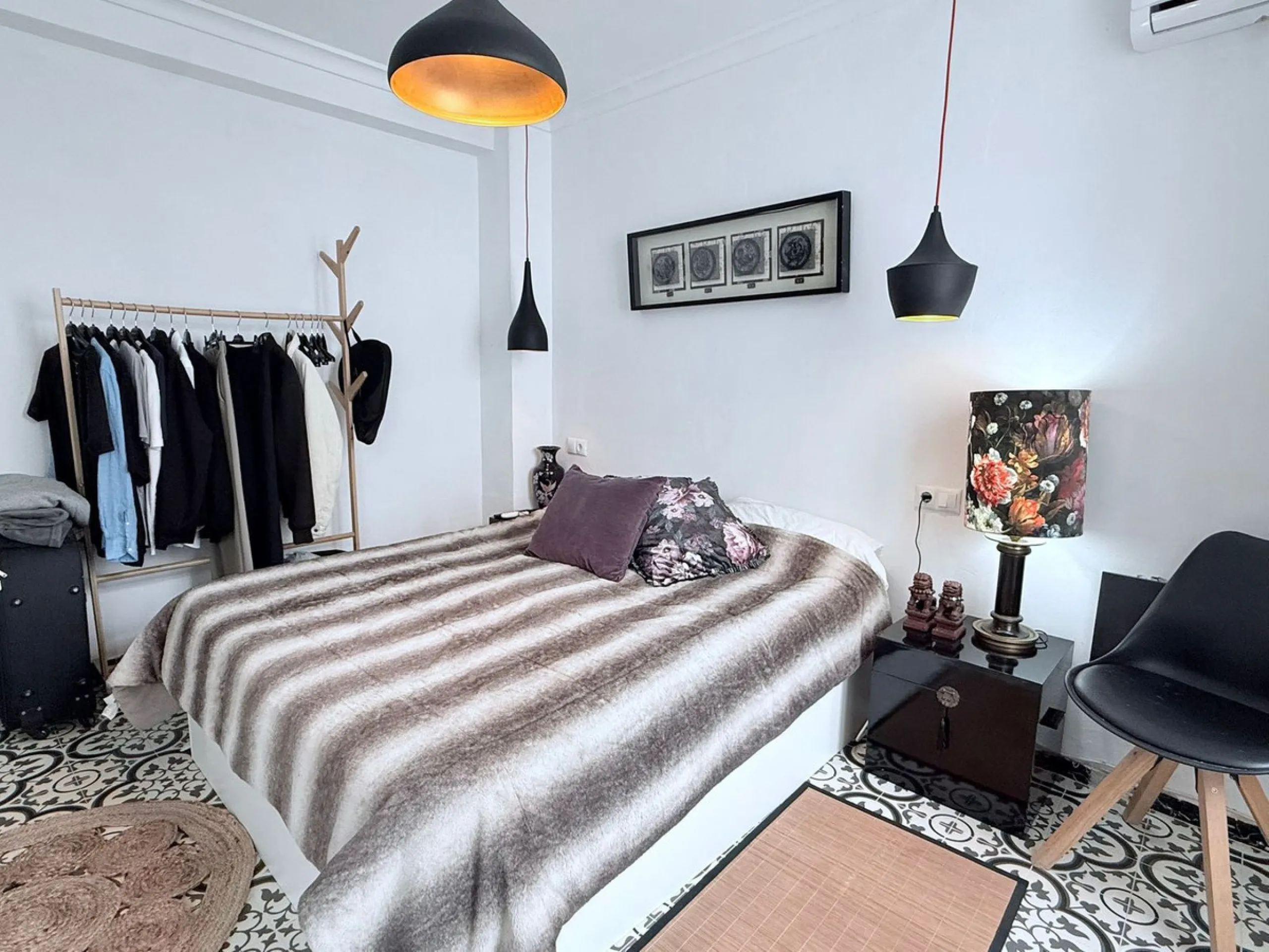 New to the Market | Stunning Renovated Townhouse in an Exceptional Central Location