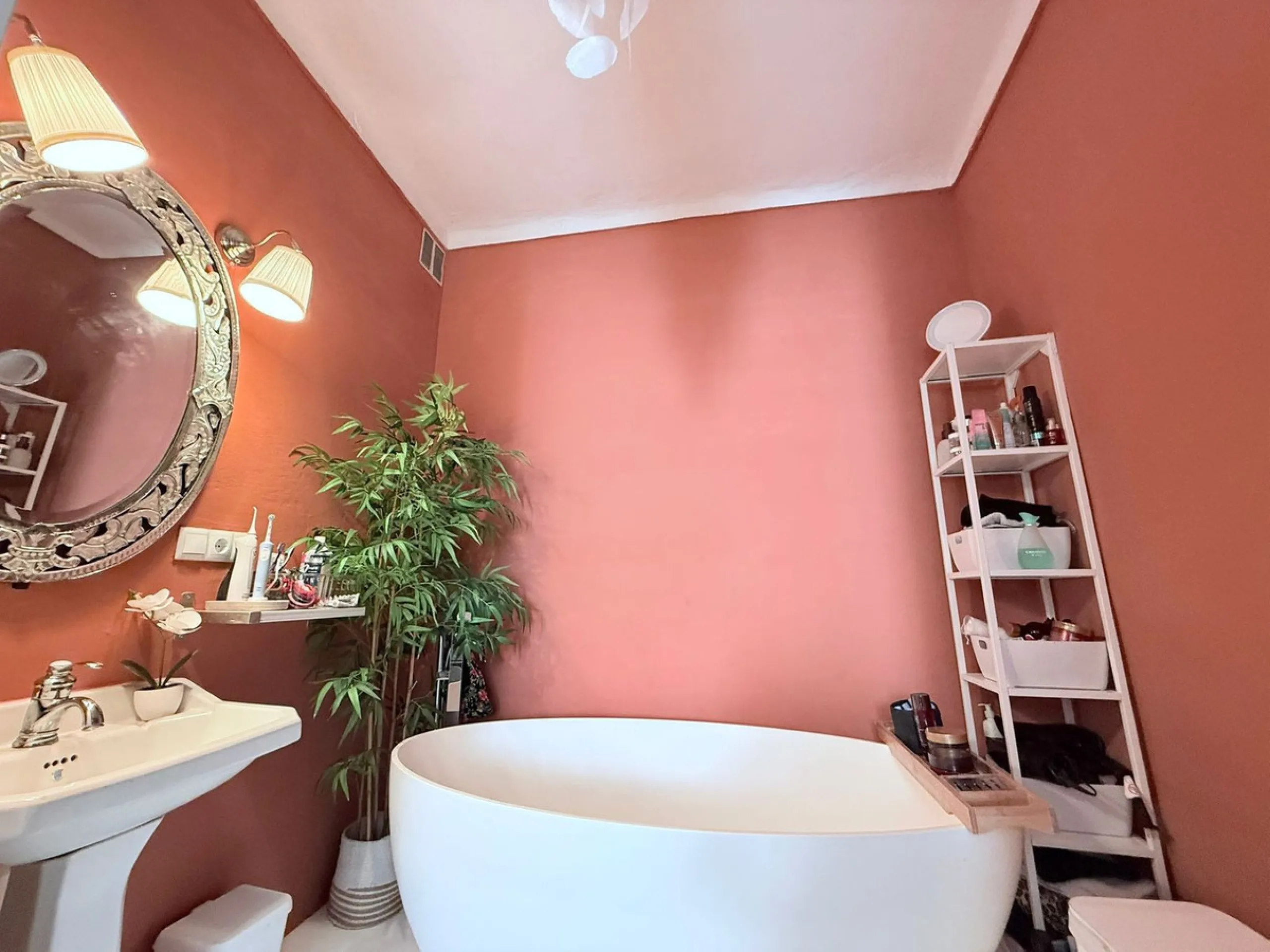 New to the Market | Stunning Renovated Townhouse in an Exceptional Central Location