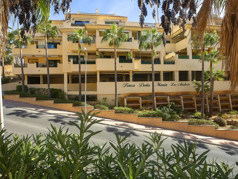 LUXURY DUPLEX PENTHOUSE WITH STUNNING SEA VIEWS – PRICED FOR IMMEDIATE SALE!