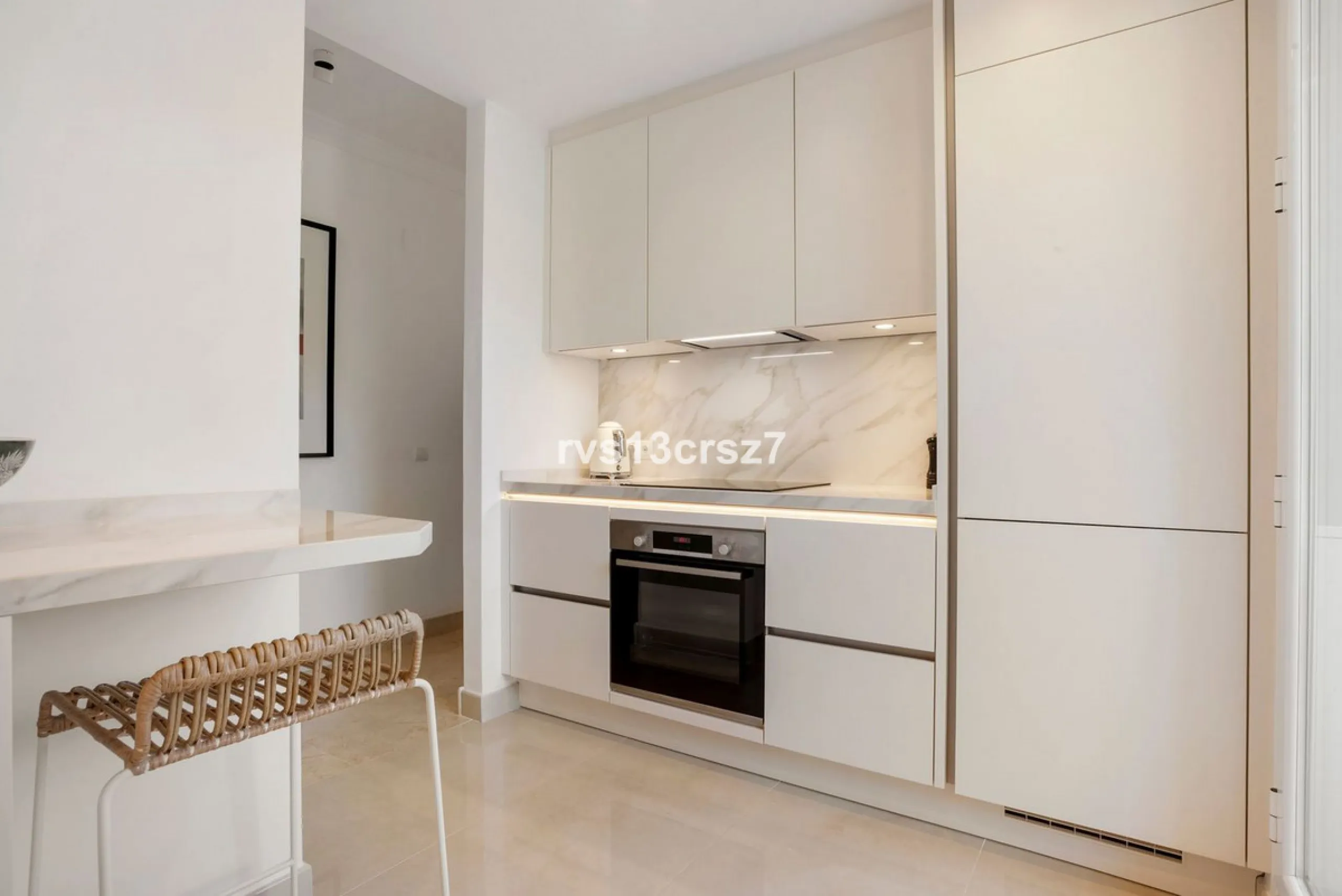 Spacious, recently renovated 3-bedroom apartment in one of the most beautiful and safest urbanizations in Elviria, "St. Maria Village." A 24-hour security community just 5 minutes from the beach, it features several swimming pools and a large, beautifully