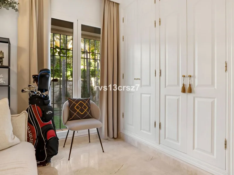Spacious, recently renovated 3-bedroom apartment in one of the most beautiful and safest urbanizations in Elviria, "St. Maria Village." A 24-hour security community just 5 minutes from the beach, it features several swimming pools and a large, beautifully