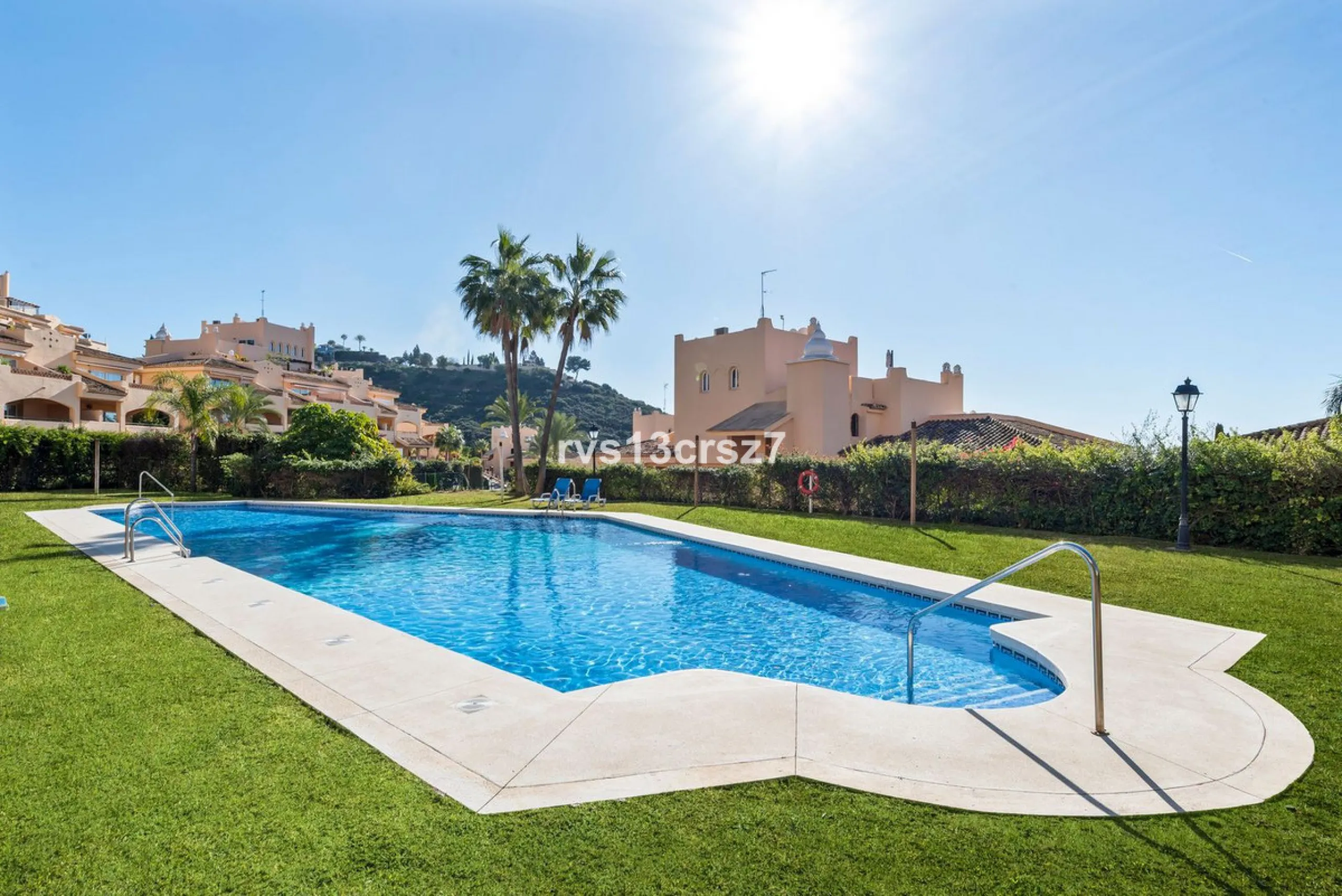 Spacious, recently renovated 3-bedroom apartment in one of the most beautiful and safest urbanizations in Elviria, "St. Maria Village." A 24-hour security community just 5 minutes from the beach, it features several swimming pools and a large, beautifully