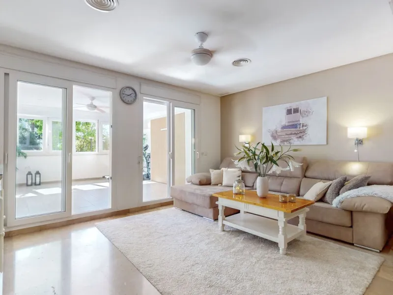 Luxurious 3 bedroom Ground Floor Apartment for Sale at Golf Resort Torrequebrada, Benalmadena