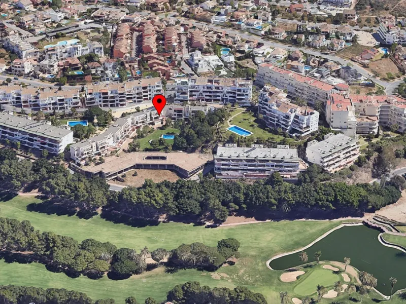 Роскошная 3-комнатная квартира на первом этаже в жилом комплексе Golf Resort Torrequebrada, Бенальмадена