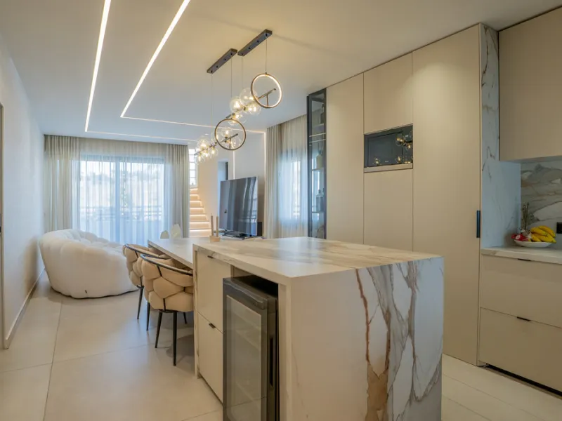 Apartment - Penthouse в продаже в Mijas, Málaga. В доме 2 спален и 3 ванных комнат. Площадь дома 221 м²