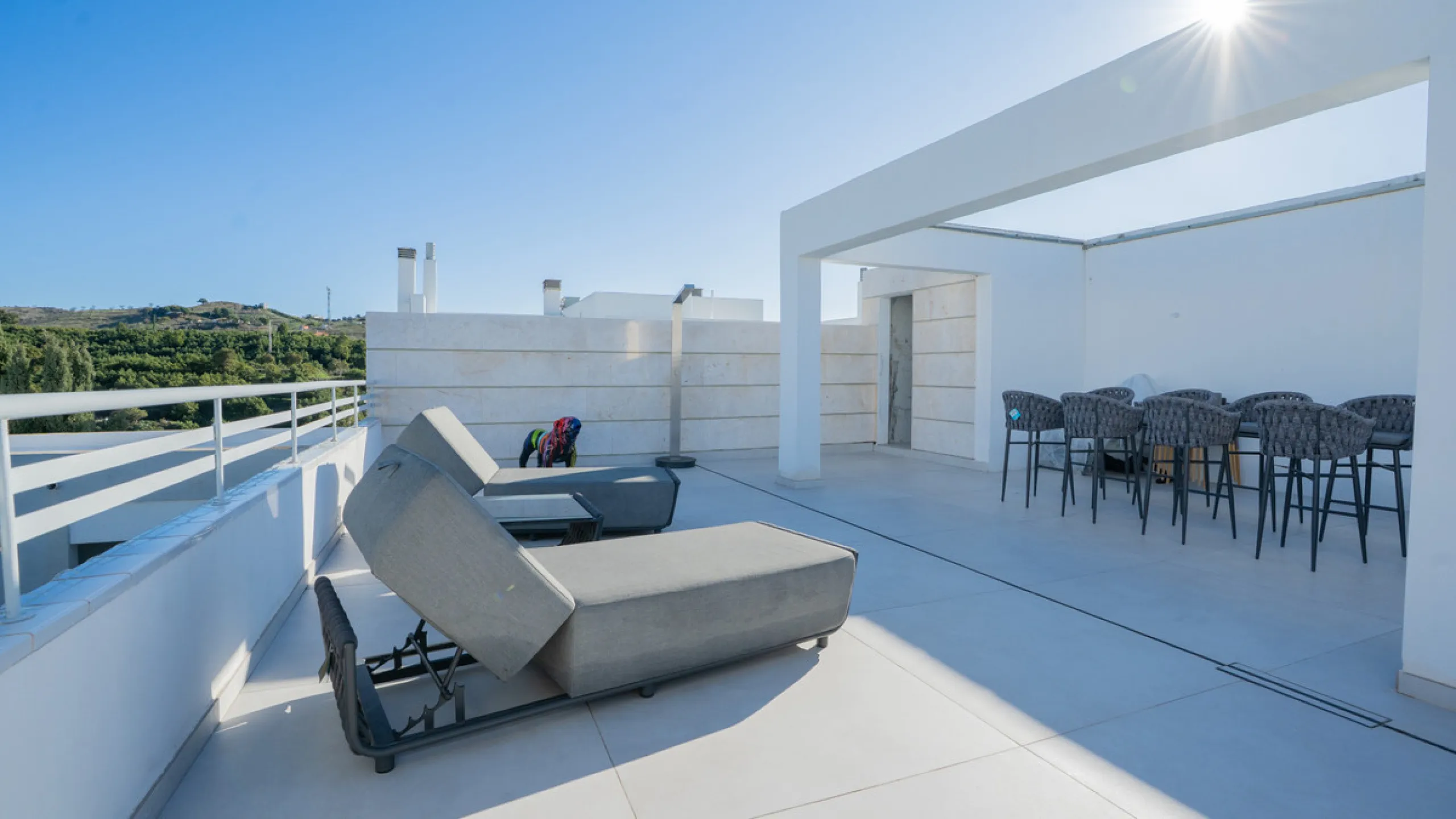 Apartment - Penthouse в продаже в Mijas, Málaga. В доме 2 спален и 3 ванных комнат. Площадь дома 221 м²