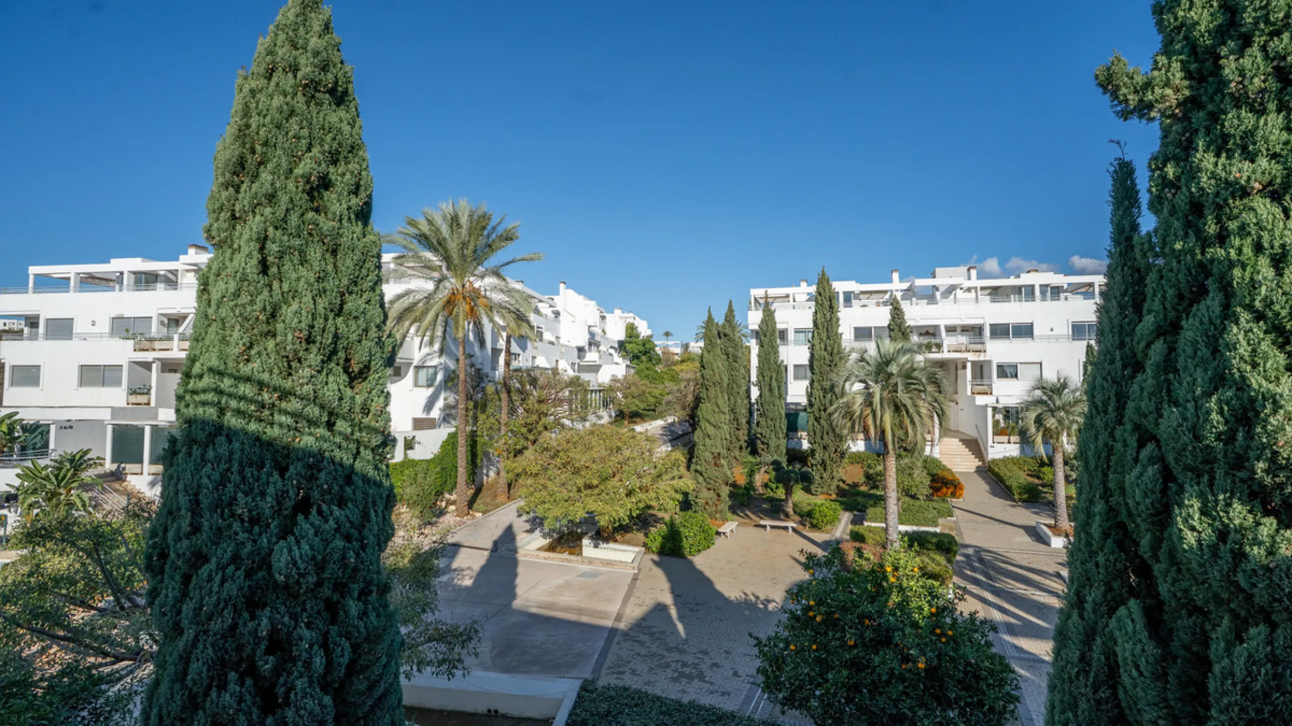 Apartment - Penthouse в продаже в Mijas, Málaga. В доме 2 спален и 3 ванных комнат. Площадь дома 221 м²