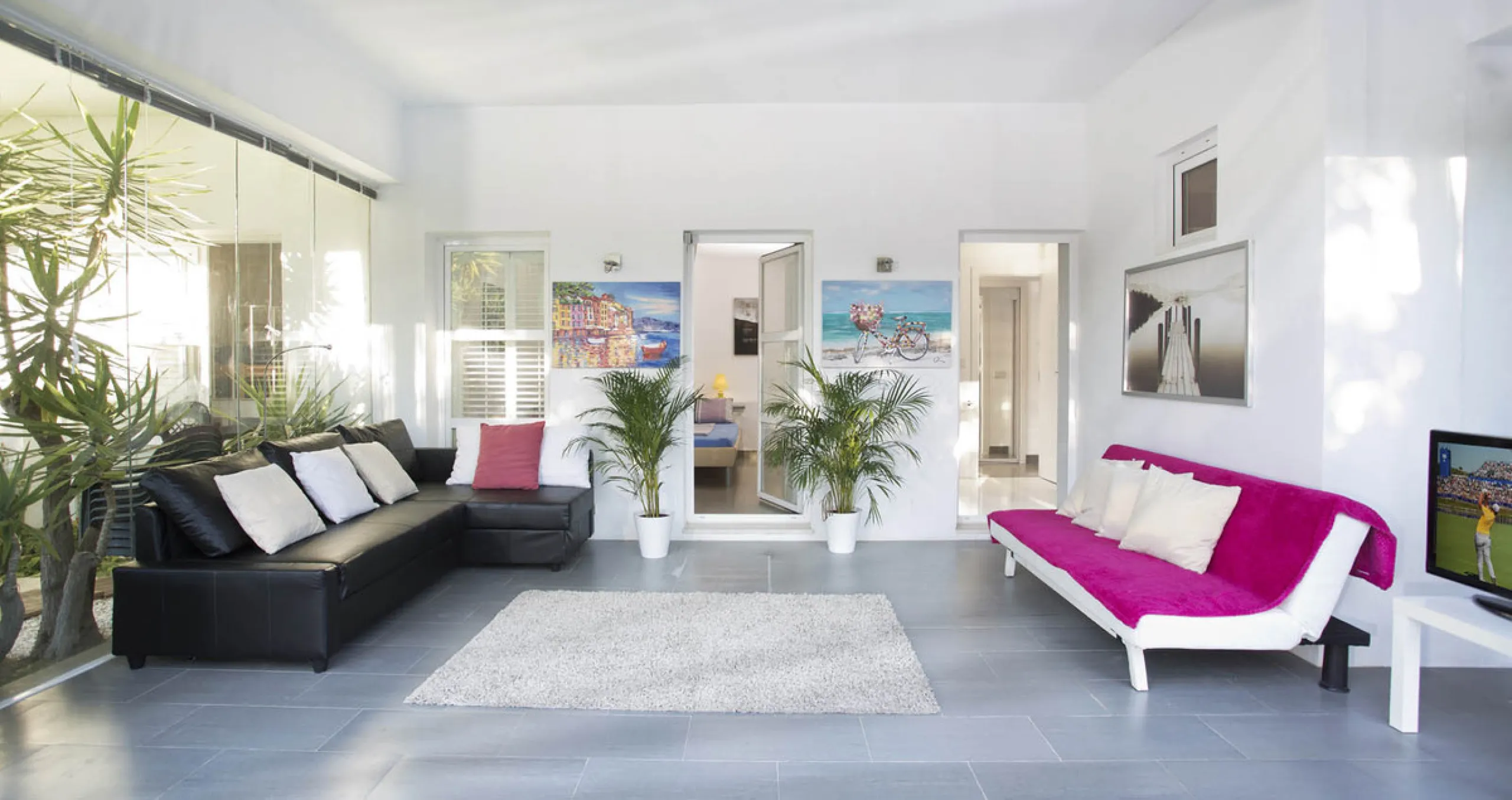House - Detached Villa в продаже в Marbella, Málaga. В доме 8 спален и 9 ванных комнат. Площадь дома 376 м². Площадь участка 951 м²