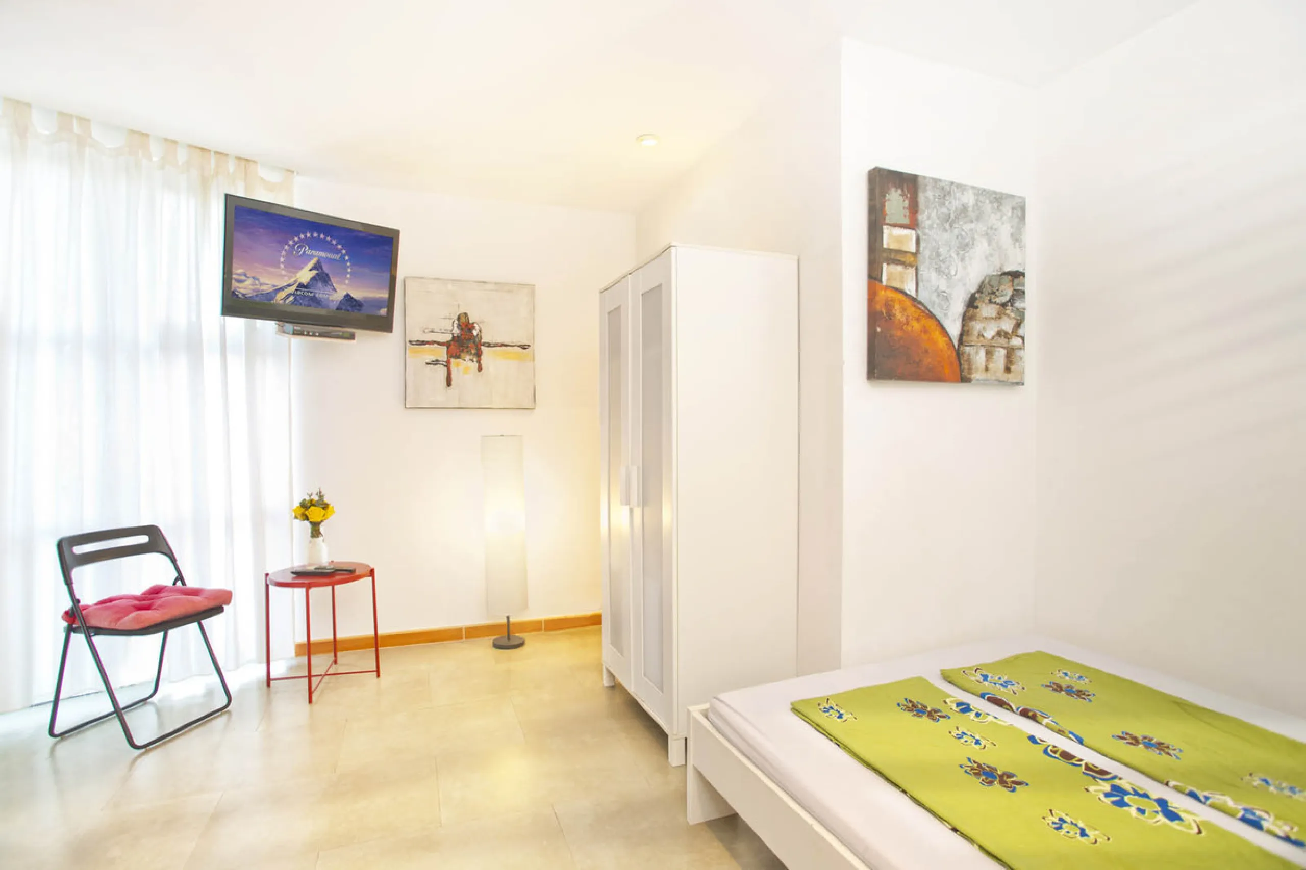 House - Detached Villa в продаже в Marbella, Málaga. В доме 8 спален и 9 ванных комнат. Площадь дома 376 м². Площадь участка 951 м²
