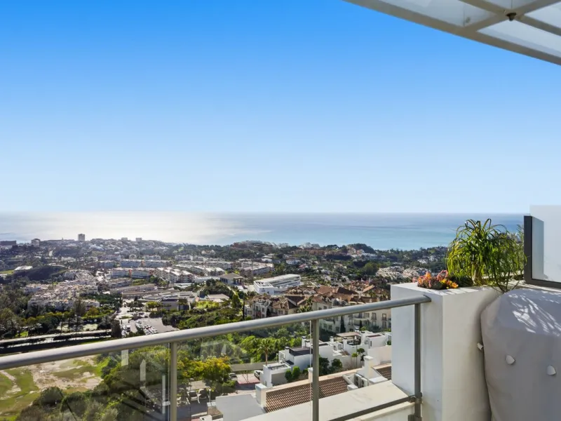 We are delighted to present for sale this stunning 3-bedroom, 2-bathroom duplex penthouse boasting spectacular panoramic views of the Mediterranean Sea.