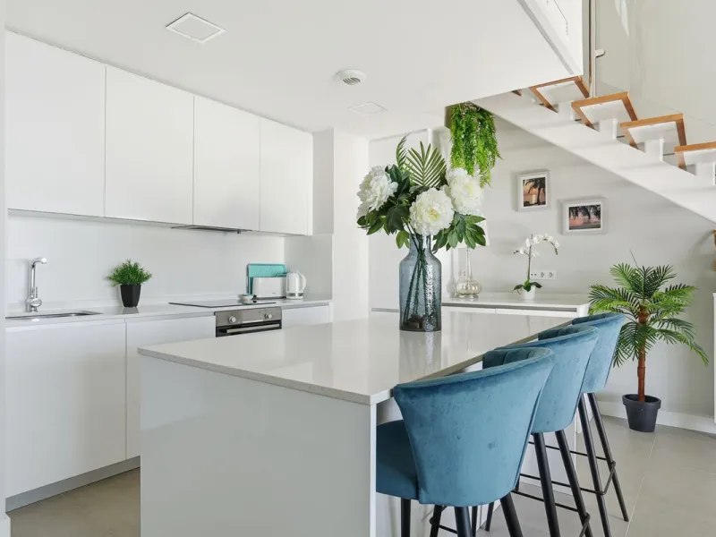 We are delighted to present for sale this stunning 3-bedroom, 2-bathroom duplex penthouse boasting spectacular panoramic views of the Mediterranean Sea.