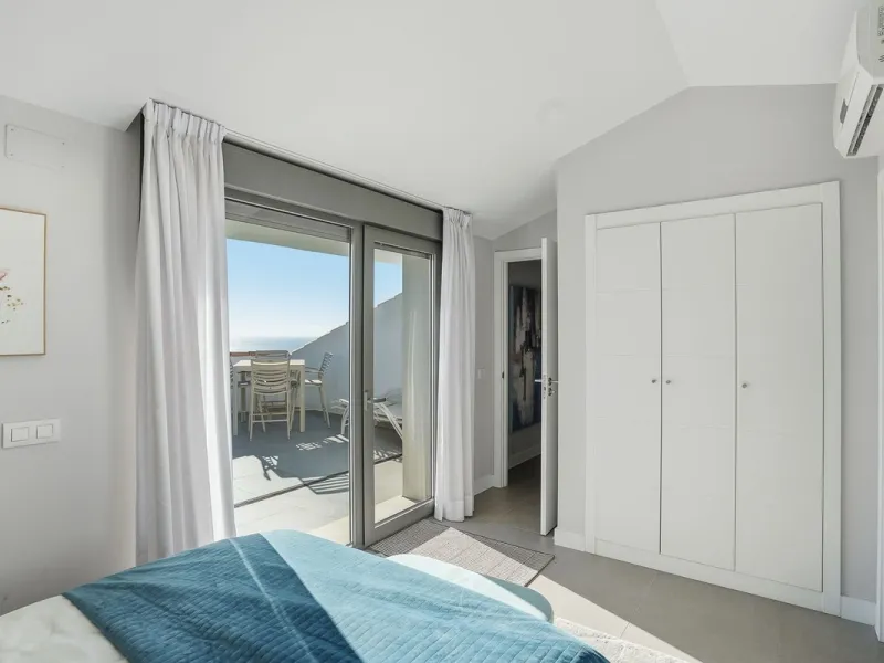 We are delighted to present for sale this stunning 3-bedroom, 2-bathroom duplex penthouse boasting spectacular panoramic views of the Mediterranean Sea.