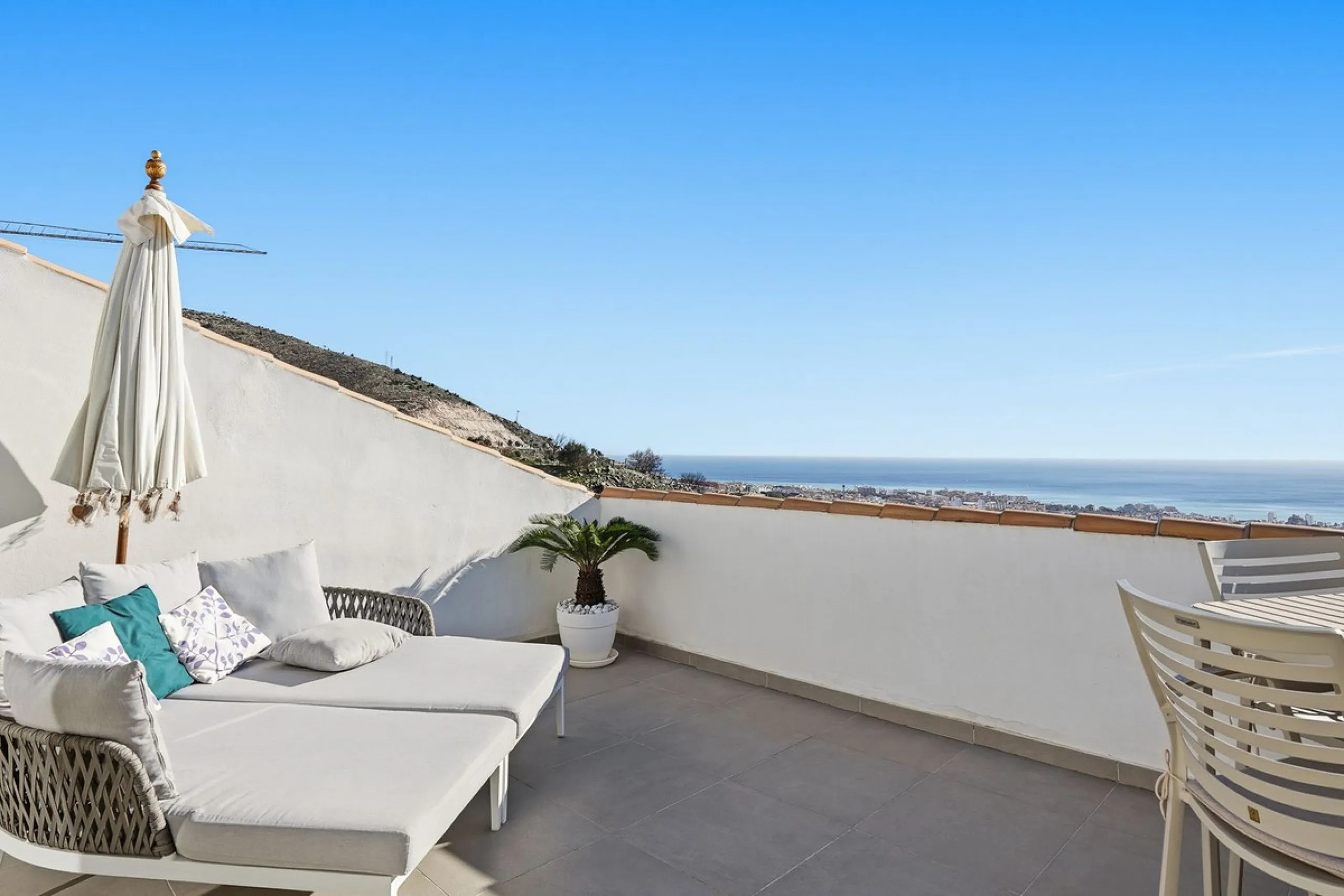 We are delighted to present for sale this stunning 3-bedroom, 2-bathroom duplex penthouse boasting spectacular panoramic views of the Mediterranean Sea.