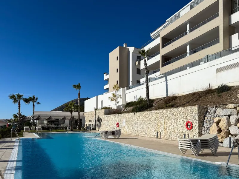 We are delighted to present for sale this stunning 3-bedroom, 2-bathroom duplex penthouse boasting spectacular panoramic views of the Mediterranean Sea.