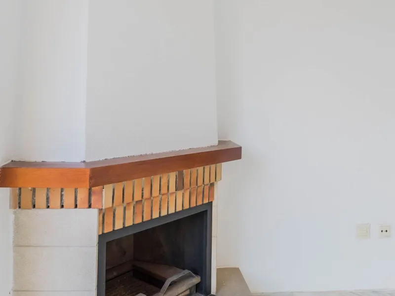 House - Detached Villa в продаже в Fuengirola, Málaga. В доме 3 спален и 3 ванных комнат. Площадь дома 99 м²