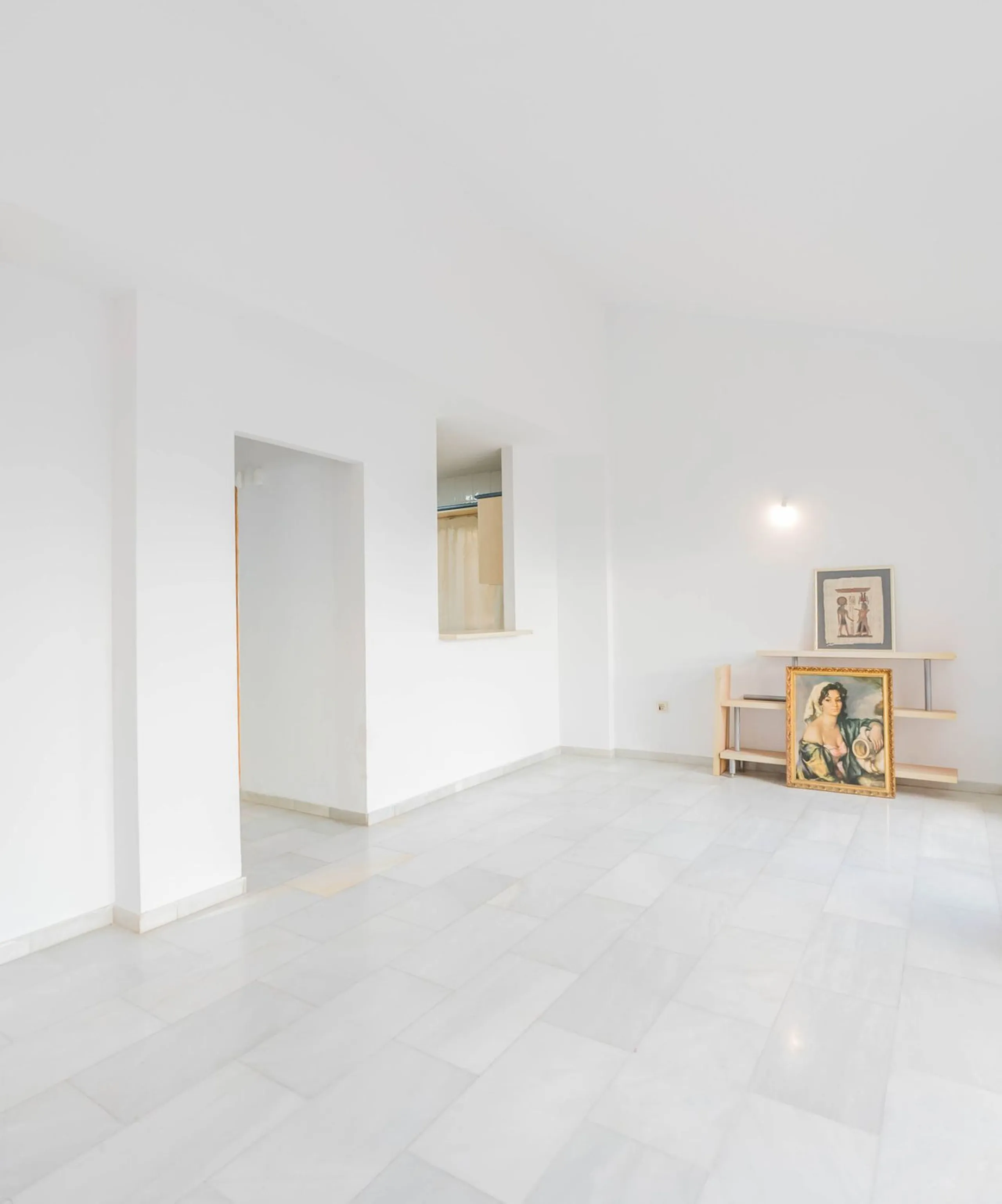 House - Detached Villa в продаже в Fuengirola, Málaga. В доме 3 спален и 3 ванных комнат. Площадь дома 99 м²