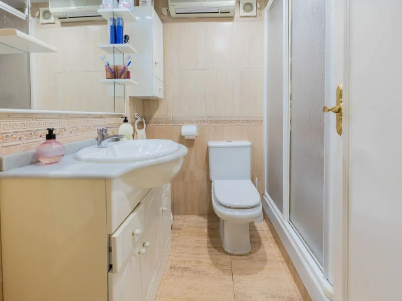 Apartment - Middle Floor Apartment в продаже в Fuengirola, Málaga. В доме 3 спален и 2 ванных комнат. Площадь дома 92 м²