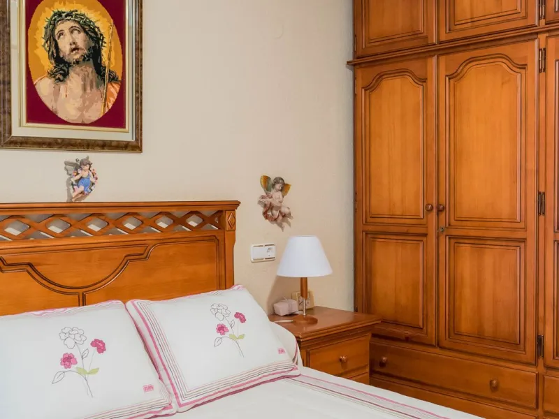 Apartment - Middle Floor Apartment в продаже в Fuengirola, Málaga. В доме 3 спален и 2 ванных комнат. Площадь дома 92 м²