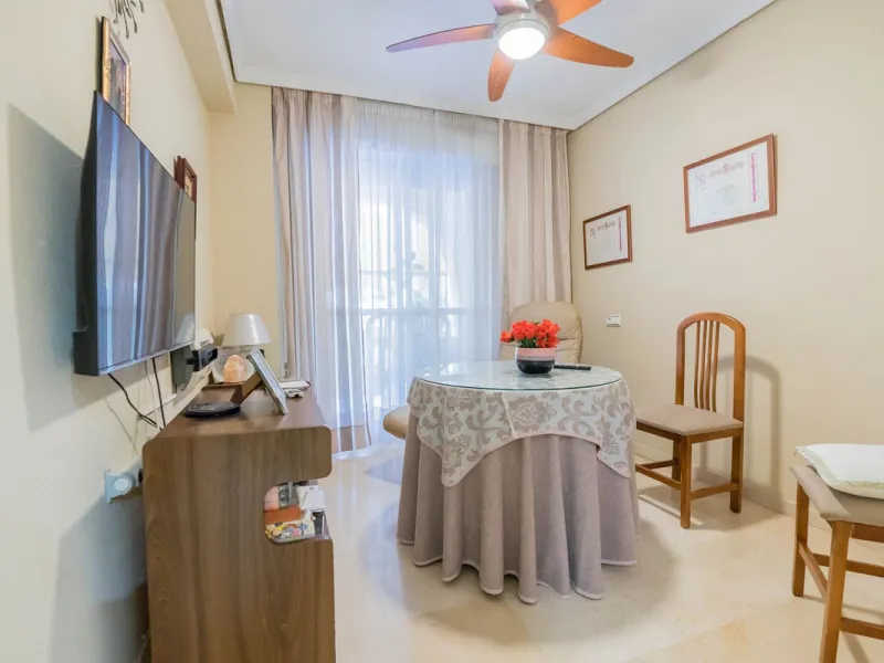 Apartment - Middle Floor Apartment в продаже в Fuengirola, Málaga. В доме 3 спален и 2 ванных комнат. Площадь дома 92 м²