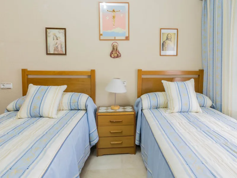 Apartment - Middle Floor Apartment в продаже в Fuengirola, Málaga. В доме 3 спален и 2 ванных комнат. Площадь дома 92 м²