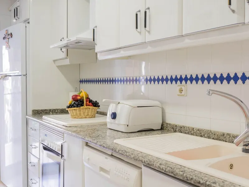 Apartment - Middle Floor Apartment в продаже в Fuengirola, Málaga. В доме 3 спален и 2 ванных комнат. Площадь дома 92 м²
