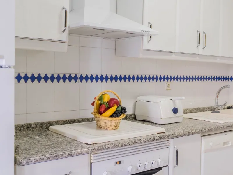 Apartment - Middle Floor Apartment в продаже в Fuengirola, Málaga. В доме 3 спален и 2 ванных комнат. Площадь дома 92 м²