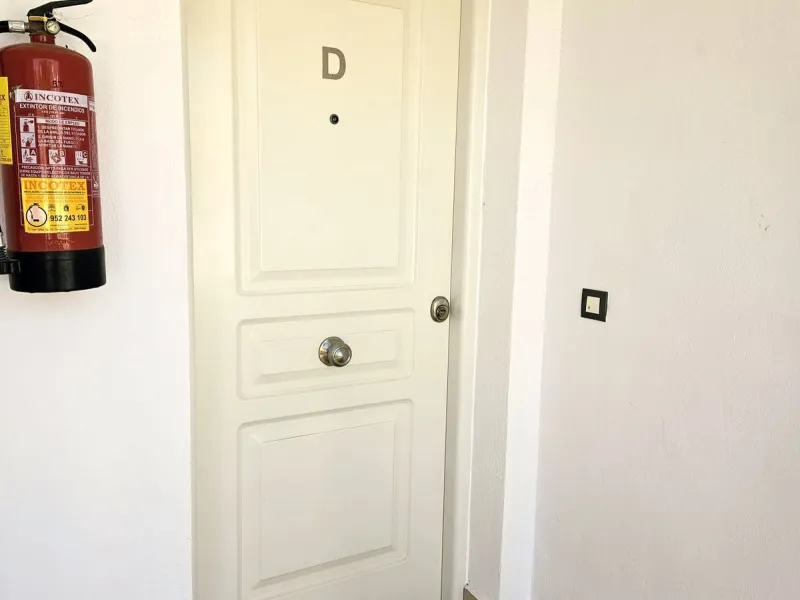 Beautiful Duplex Apartment in Excellent Condition – Fully Furnished, with Terrace and Parking
