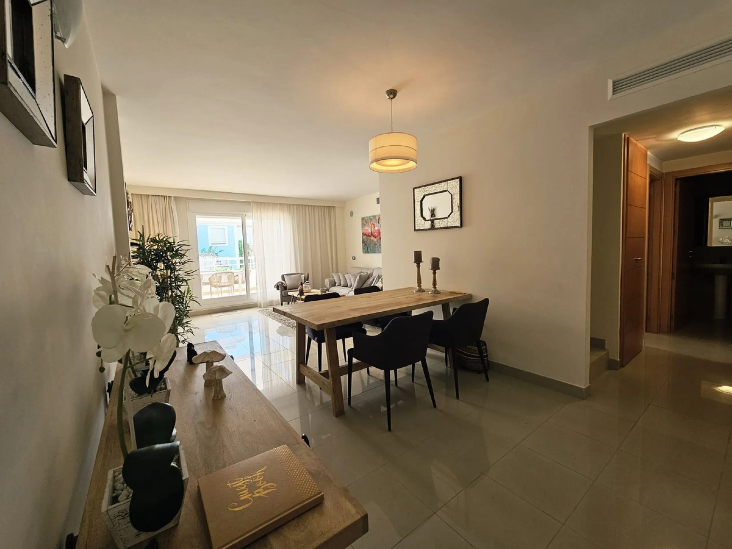 Beautiful Duplex Apartment in Excellent Condition – Fully Furnished, with Terrace and Parking