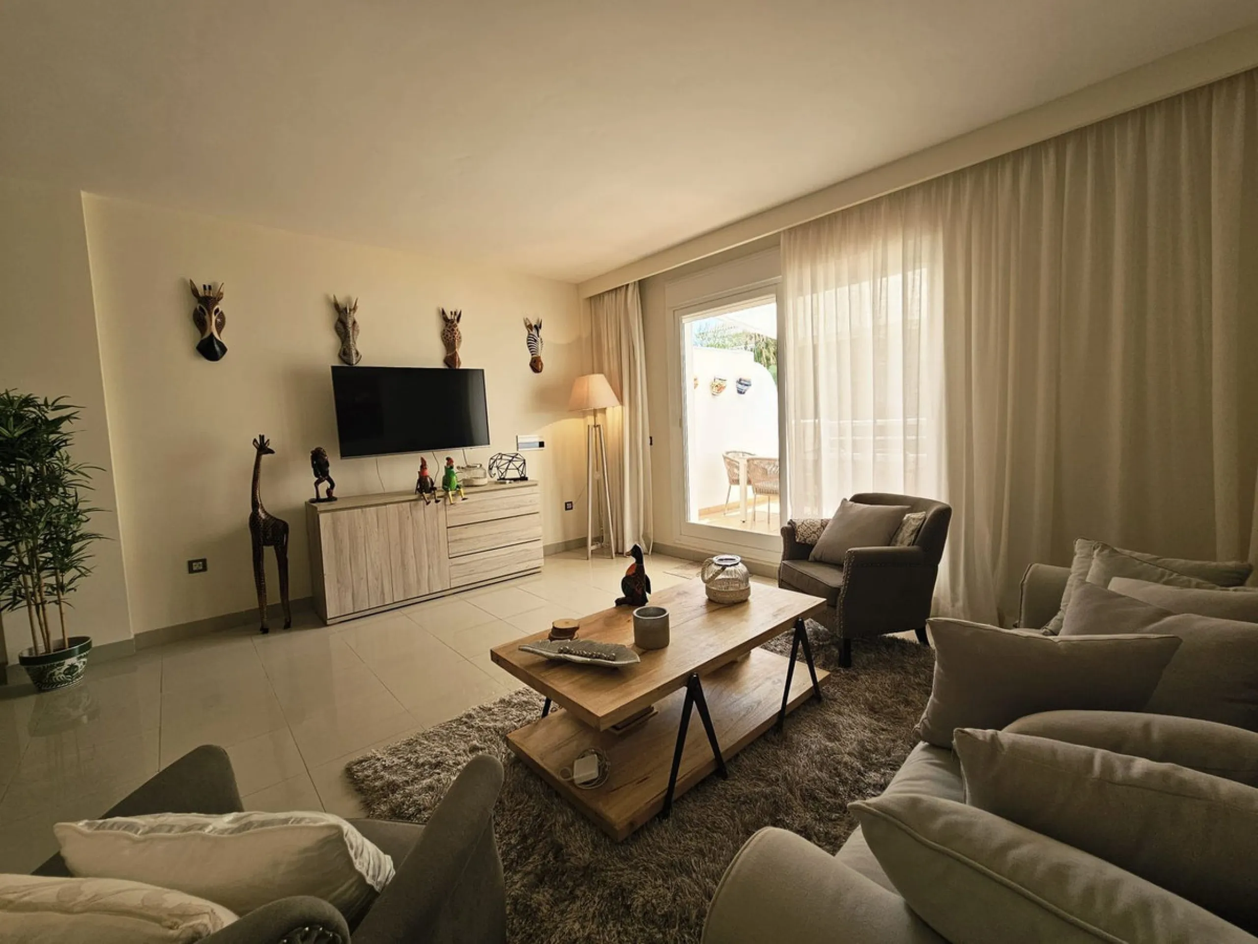 Beautiful Duplex Apartment in Excellent Condition – Fully Furnished, with Terrace and Parking