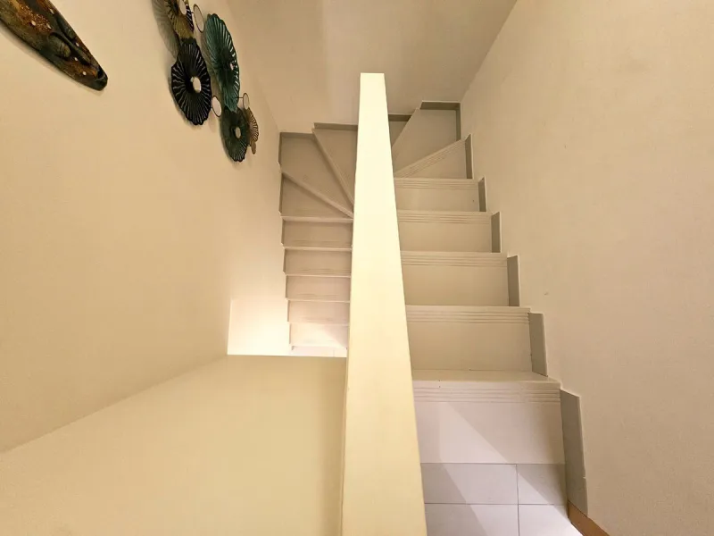 Beautiful Duplex Apartment in Excellent Condition – Fully Furnished, with Terrace and Parking