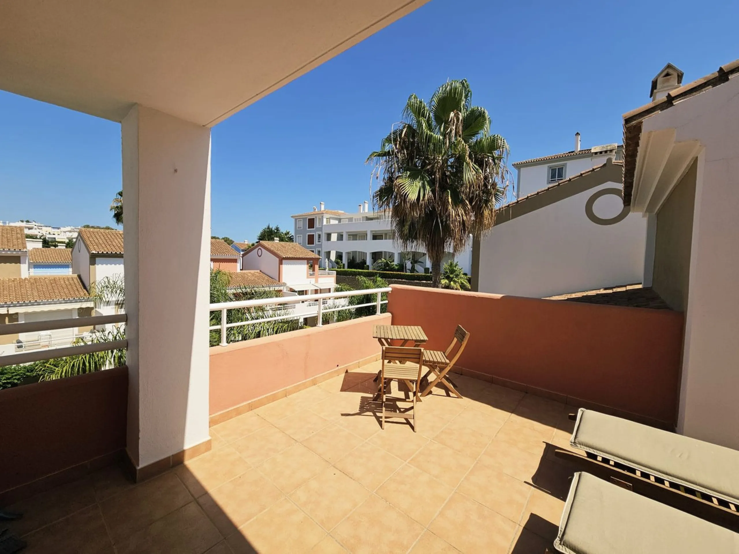 Beautiful Duplex Apartment in Excellent Condition – Fully Furnished, with Terrace and Parking