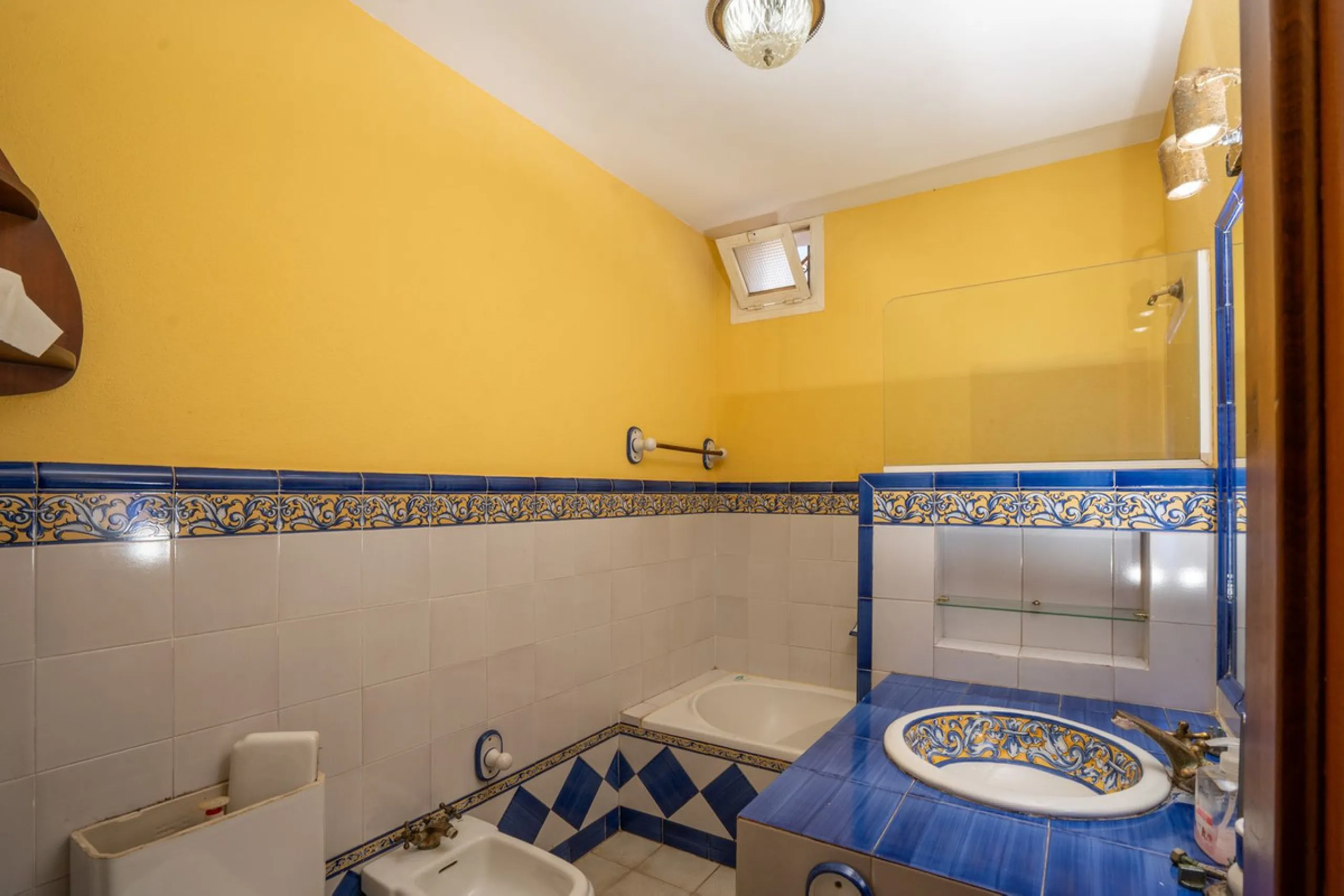 House - Townhouse в продаже в Mijas, Málaga. В доме 3 спален и 2 ванных комнат. Площадь дома 111 м²