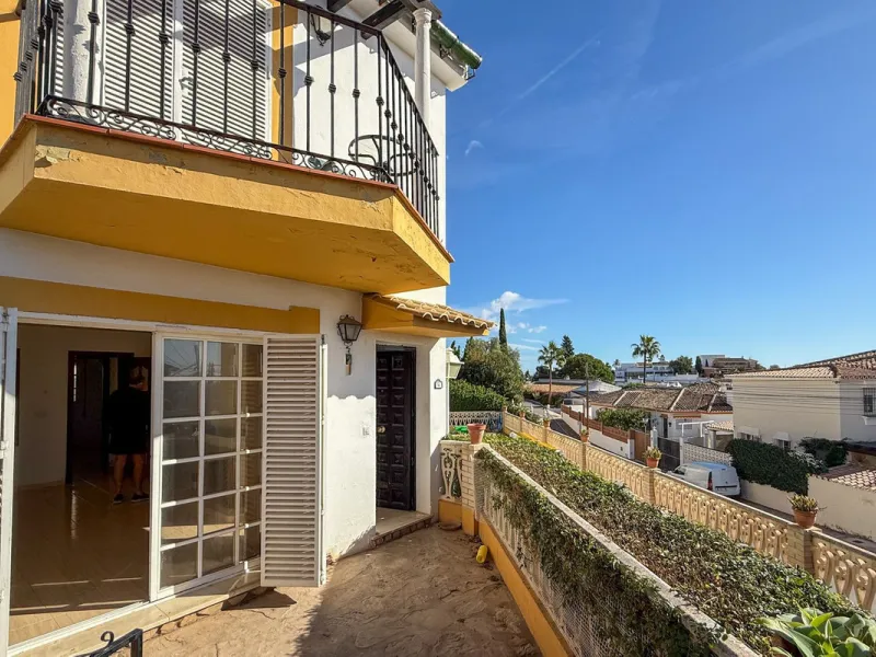 House - Townhouse в продаже в Mijas, Málaga. В доме 3 спален и 2 ванных комнат. Площадь дома 111 м²