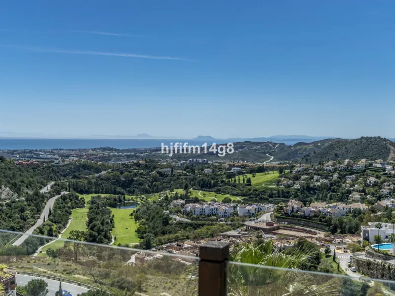 We are delighted to introduce this truly special townhouse for sale in the residential development of La Heredia. There is so much charm and character to this home and it must be visited. Simply step through the doors and fall in love! It is a perfect pro