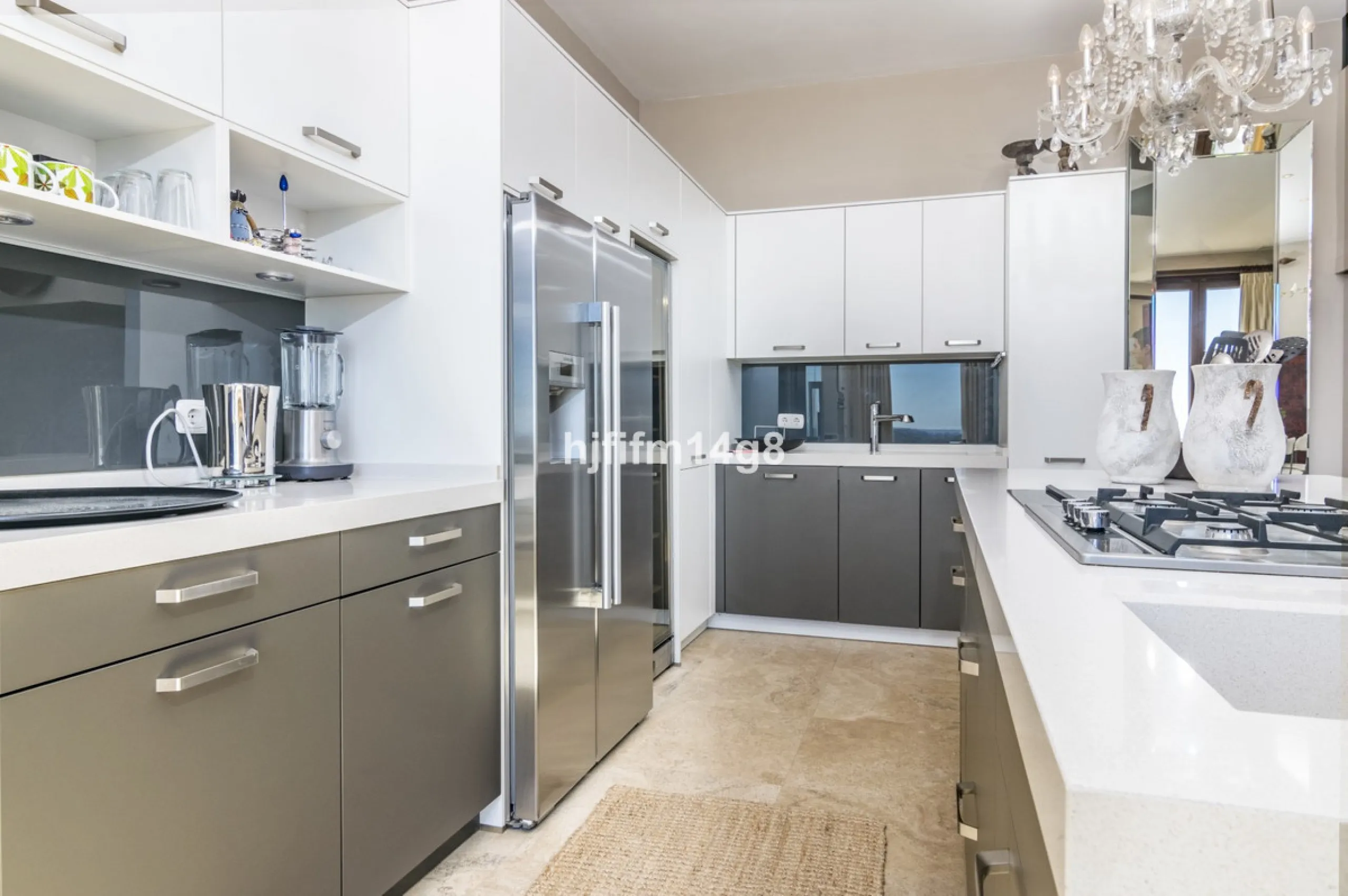 House - Townhouse в продаже в Benahavís, Málaga. В доме 3 спален и 3 ванных комнат. Площадь дома 167 м²