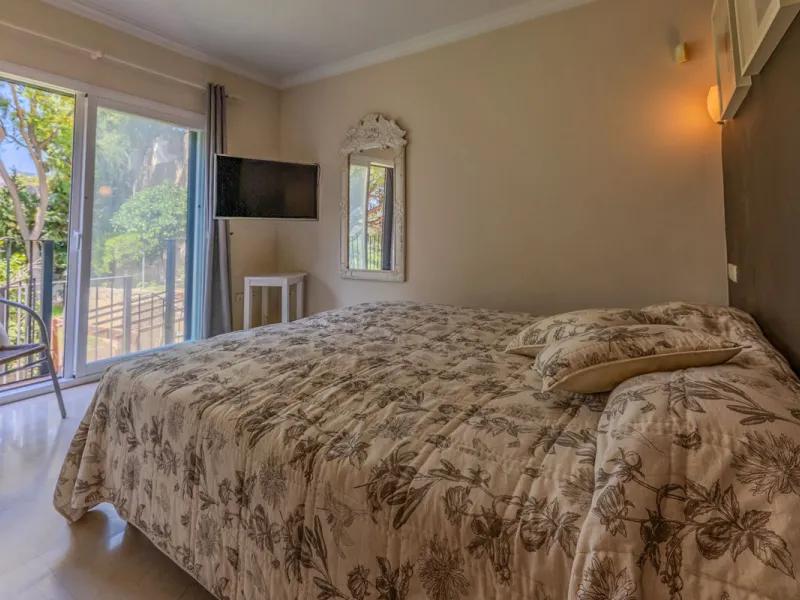 Very nice property with 3 big bedrooms and 2 bathrooms (+ separated guest toilet) for sale in ALBATROS at Golf Rio Real.