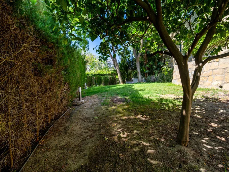 Very nice property with 3 big bedrooms and 2 bathrooms (+ separated guest toilet) for sale in ALBATROS at Golf Rio Real.