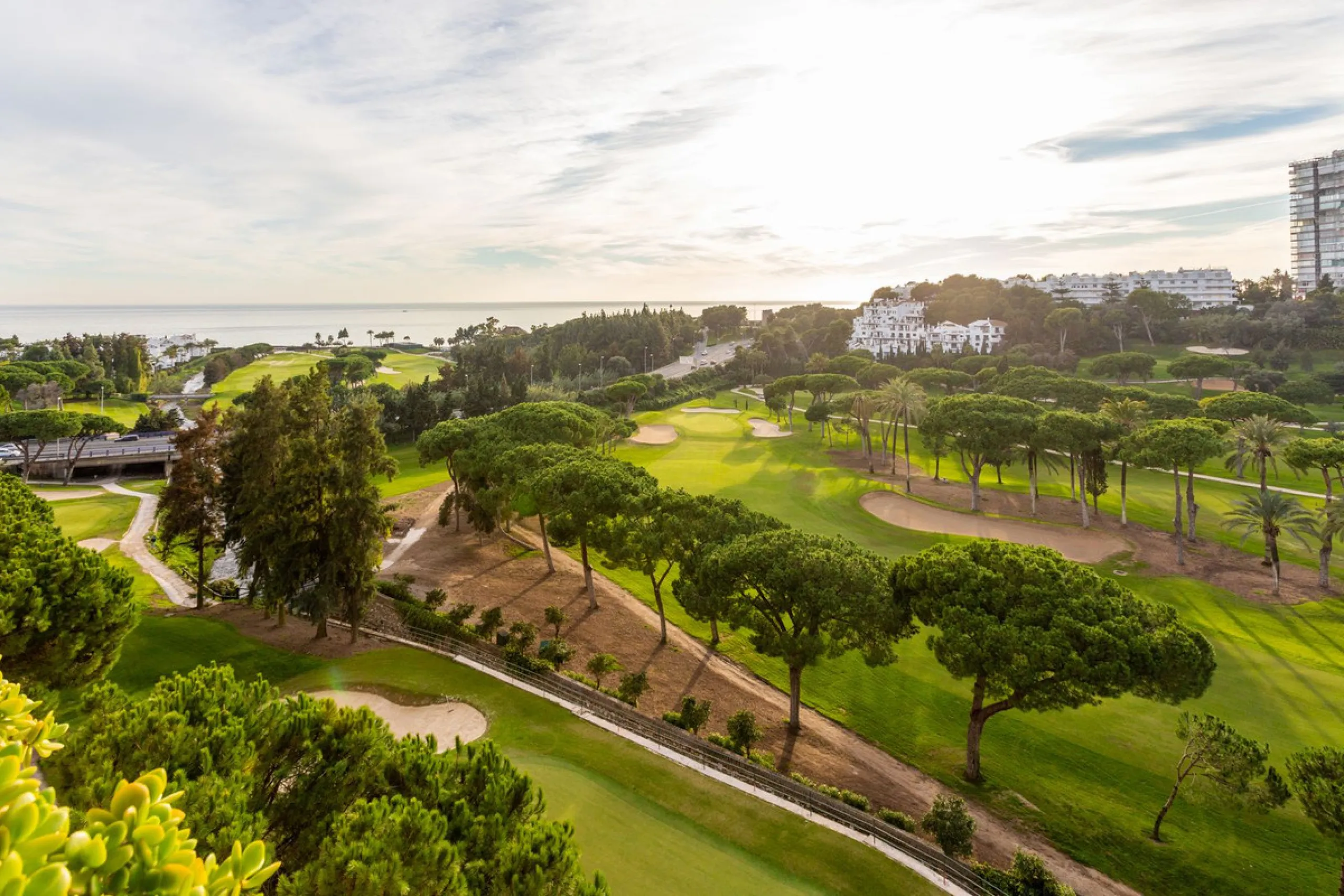 Very nice property with 3 big bedrooms and 2 bathrooms (+ separated guest toilet) for sale in ALBATROS at Golf Rio Real.