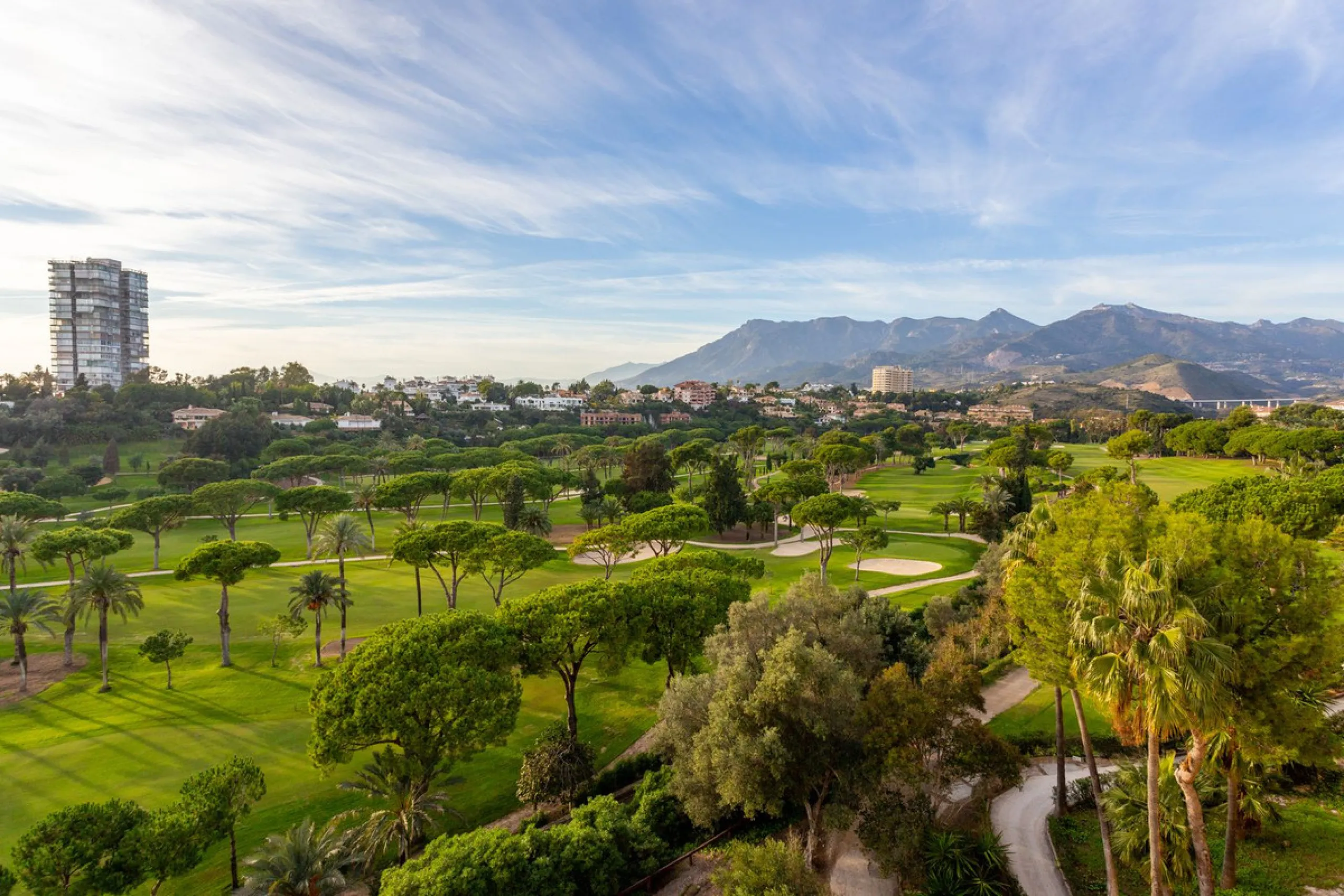 Very nice property with 3 big bedrooms and 2 bathrooms (+ separated guest toilet) for sale in ALBATROS at Golf Rio Real.