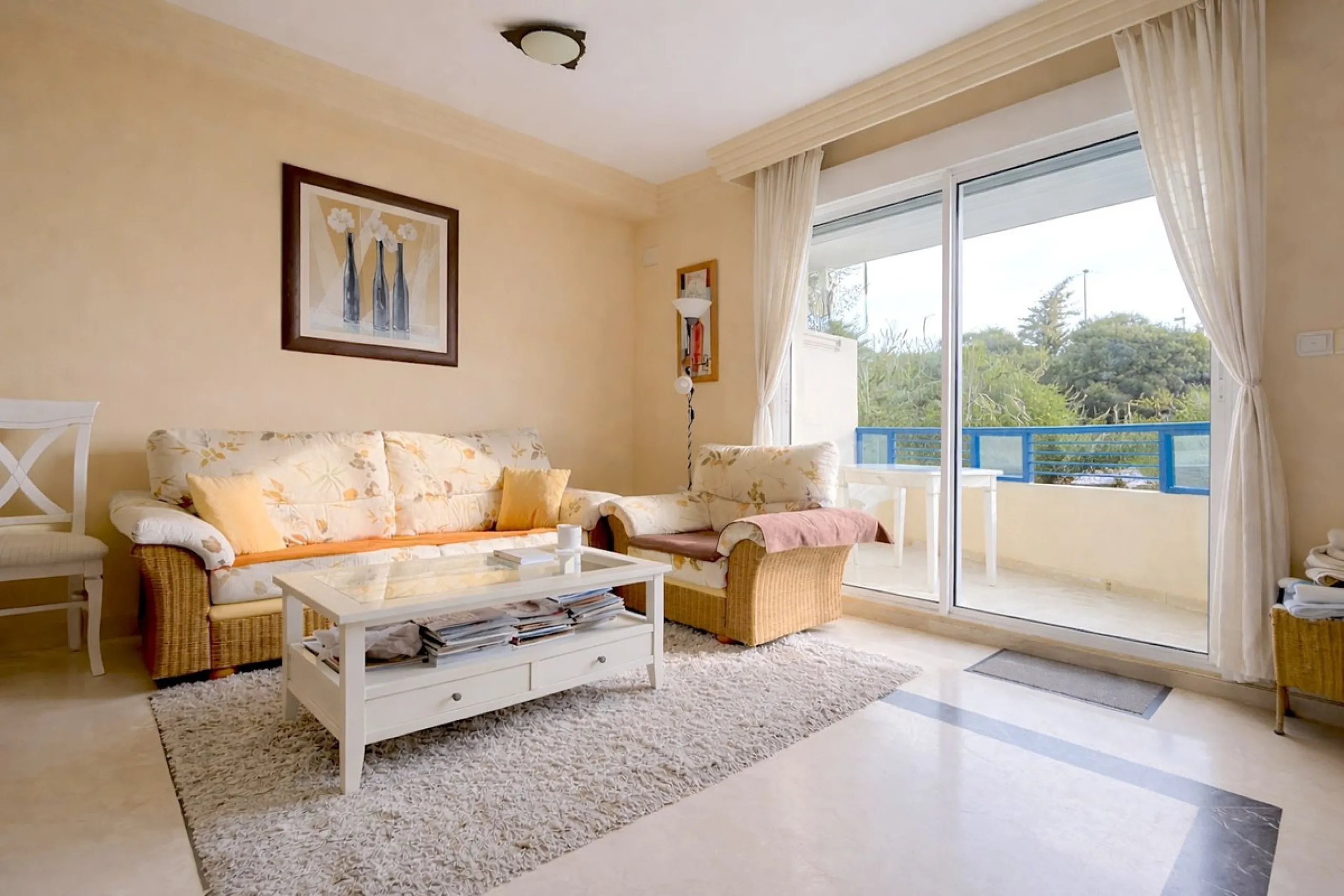 Apartment - Middle Floor Apartment в продаже в Marbella, Málaga. В доме 1 спален и 1 ванных комнат. Площадь дома 57 м²