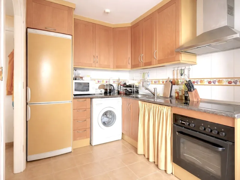 Apartment - Middle Floor Apartment в продаже в Marbella, Málaga. В доме 1 спален и 1 ванных комнат. Площадь дома 57 м²
