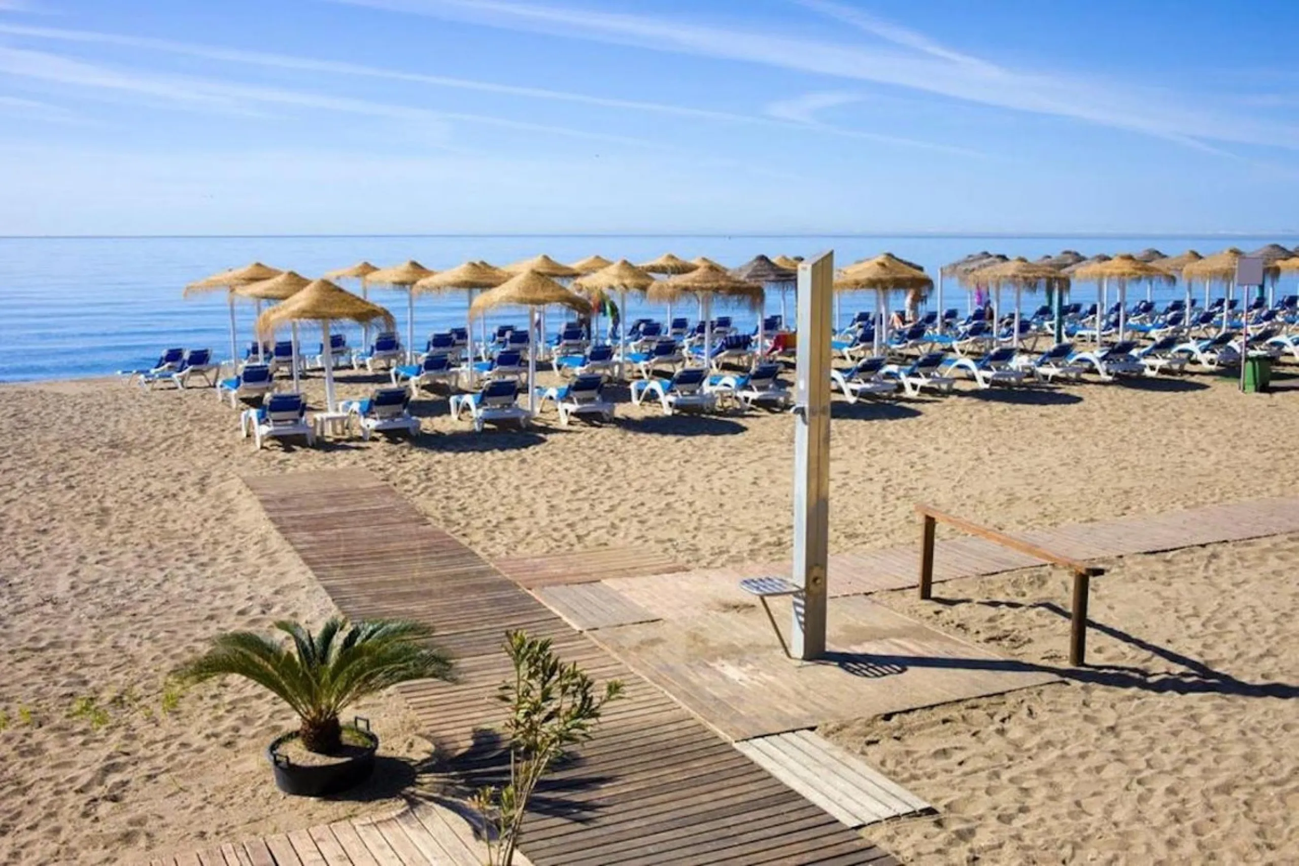 Apartment - Middle Floor Apartment в продаже в Marbella, Málaga. В доме 1 спален и 1 ванных комнат. Площадь дома 57 м²