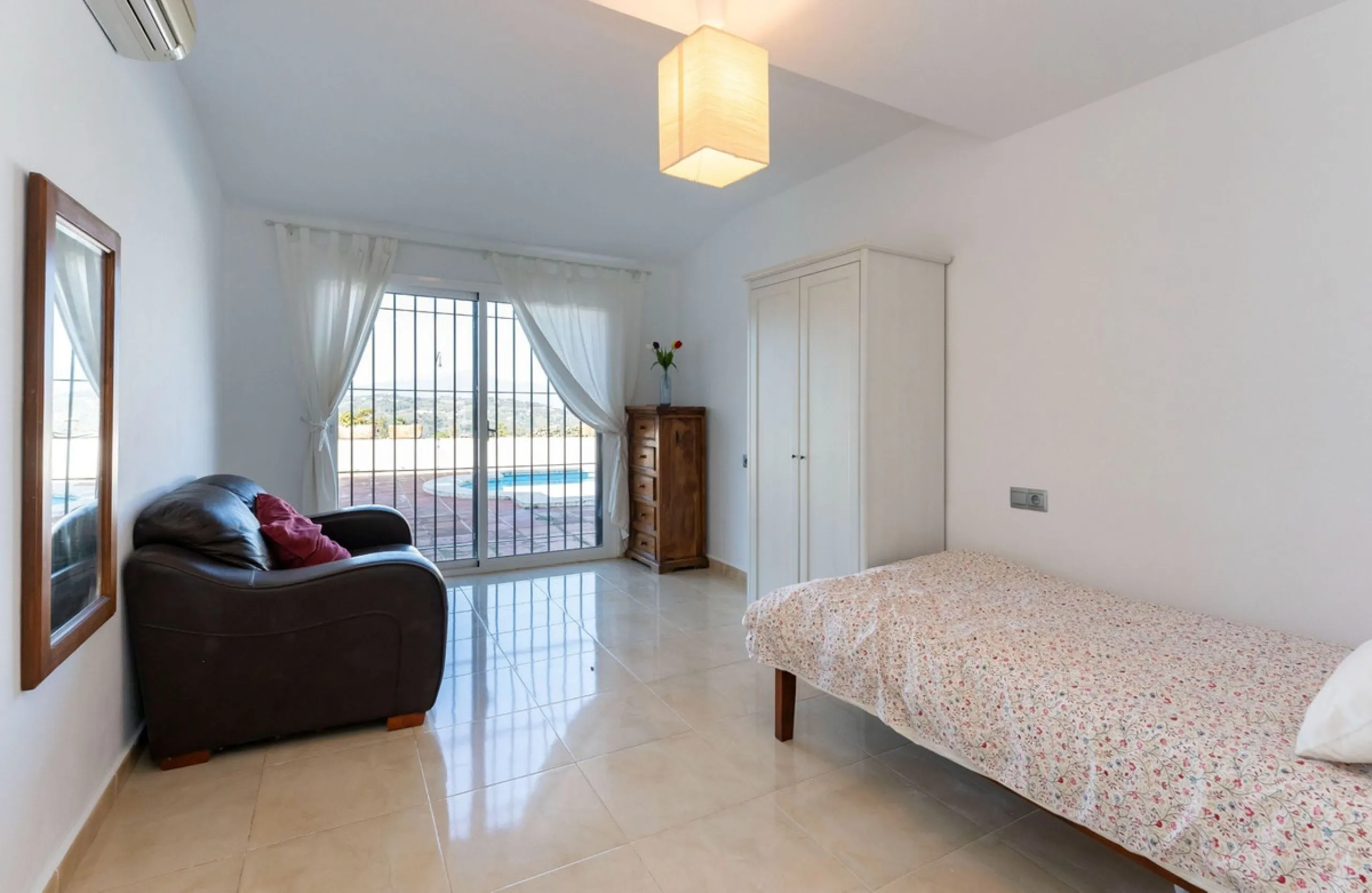 5 bedroom main house, plus a 3 bedroom guest house, a studio/apartment, garage and 2 swimming pools!
