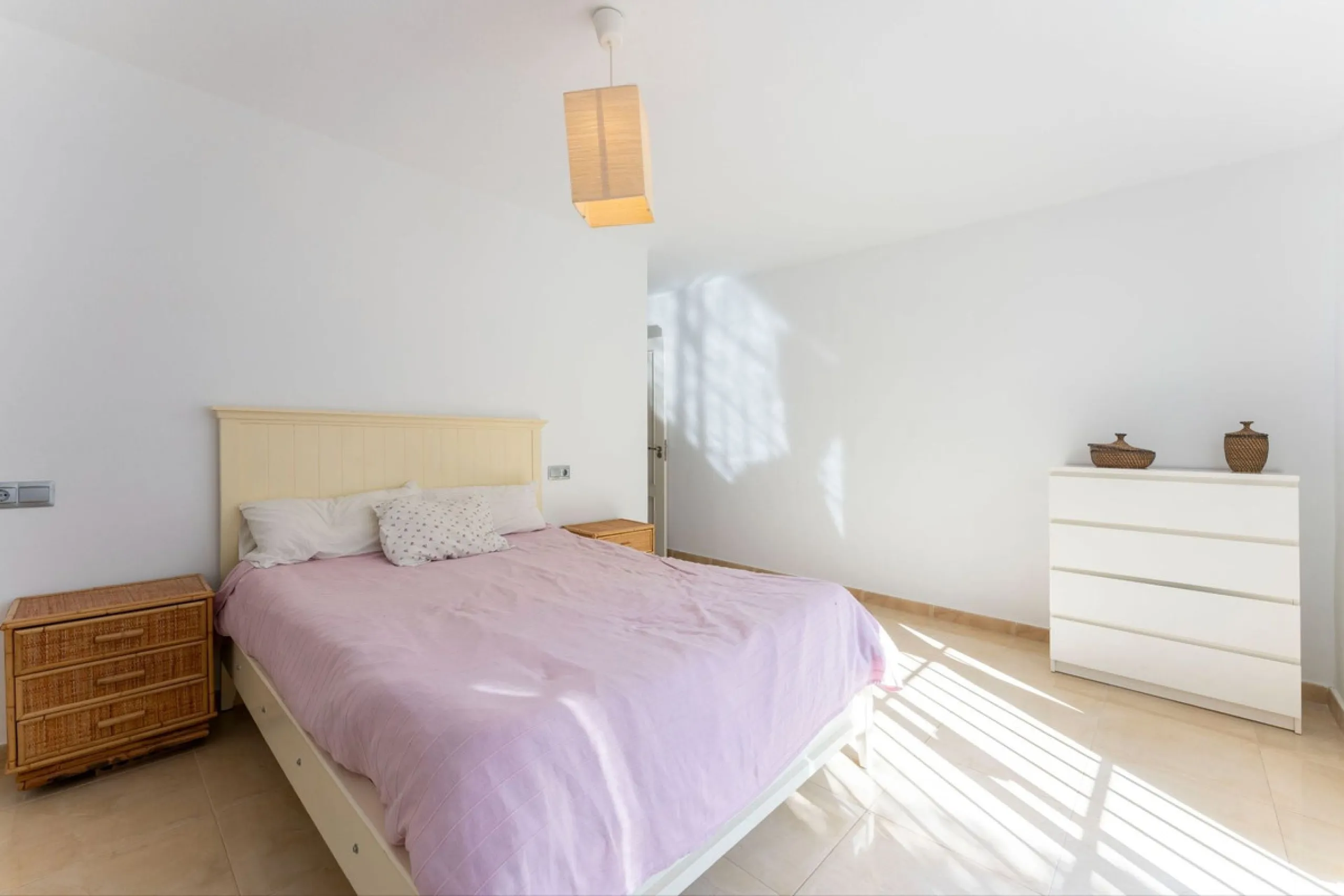 5 bedroom main house, plus a 3 bedroom guest house, a studio/apartment, garage and 2 swimming pools!